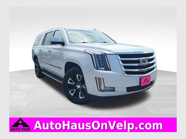 2017 Cadillac Escalade ESV Luxury 4WD