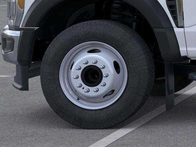 2025 Ford F-600 Super Duty 