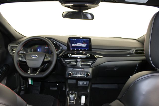2025 Ford Escape ST-Line photo 4