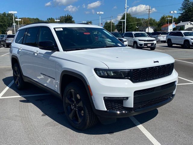 new 2025 Jeep Grand Cherokee L car, priced at $42,121