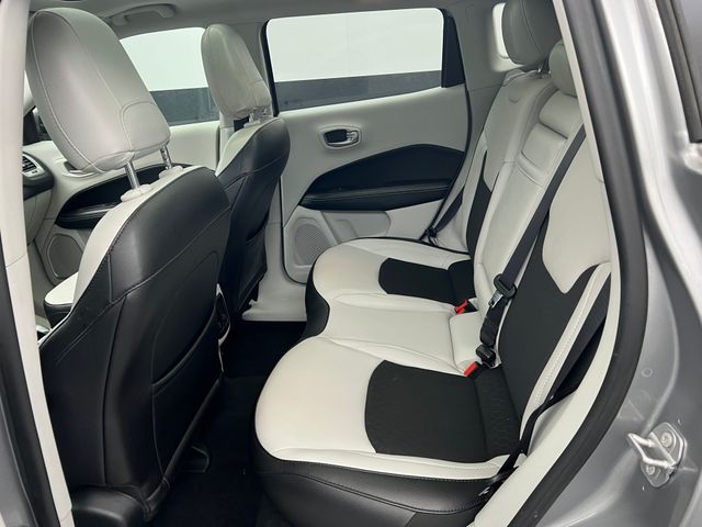 2019 Billet Silver Metallic Clearcoat Jeep Compass Latitude FWD SUV