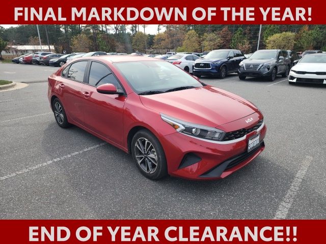 2023 Kia Forte LXS's photo