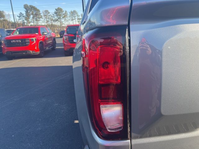 2026 GMC Sierra 1500 SLE:45111