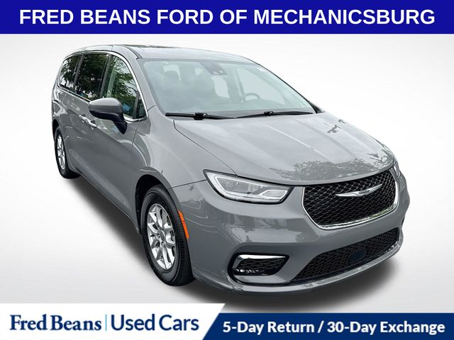 Ceramic Gray Clearcoat 2023 Chrysler Pacifica Minivan Front-Wheel Drive 9-Speed Automatic
