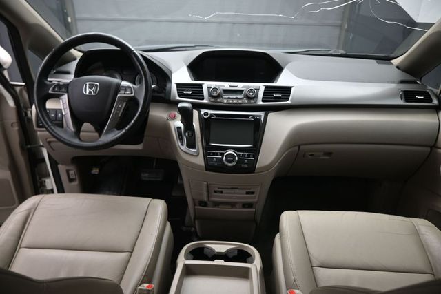 Used 2016 Honda Odyssey Van