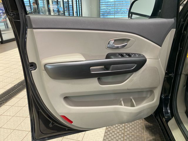 Used 2017 Black Kia LX image 10