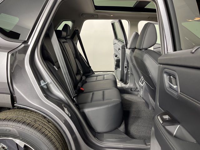 2025 Gun Metallic Nissan Rogue SV FWD SUV