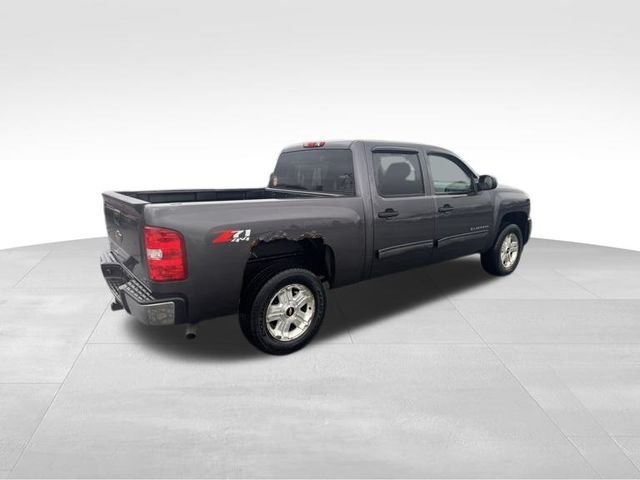 2011 Chevrolet Silverado 1500 LT 3