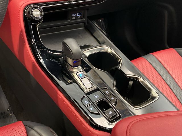 Used 2022  Lexus 350 F SPORT Handling image 24