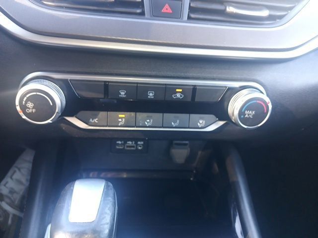 Used 2023 Nissan Altima Sedan
