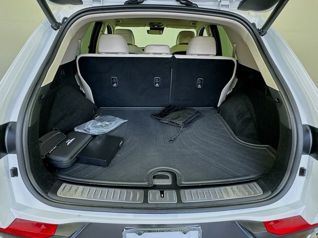 Thumbnail: 2026 Genesis GV70 - 27