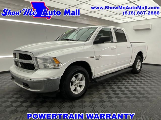 Bright White Clearcoat 2022 RAM 1500 Classic SLT Crew Cab 4WD Pickup Truck Four-Wheel Drive 8-Speed Automatic