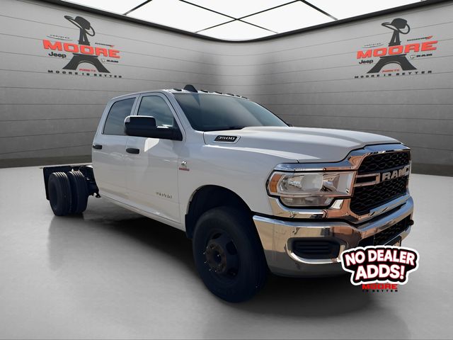 2021 RAM 3500 Chassis Tradesman Crew Cab LB DRW 4WD