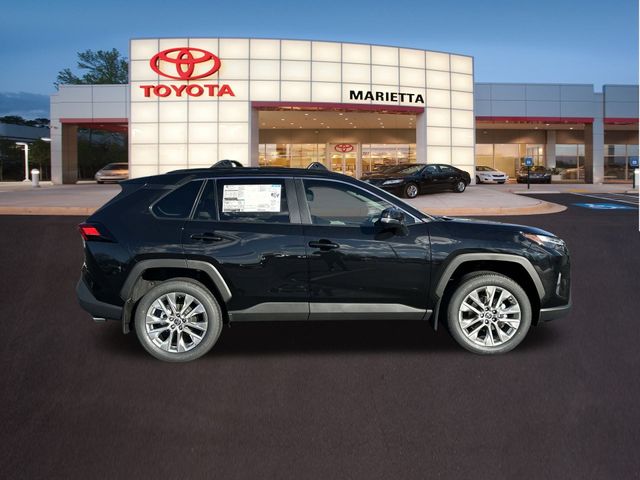 2025 Toyota RAV4 XLE Premium 29