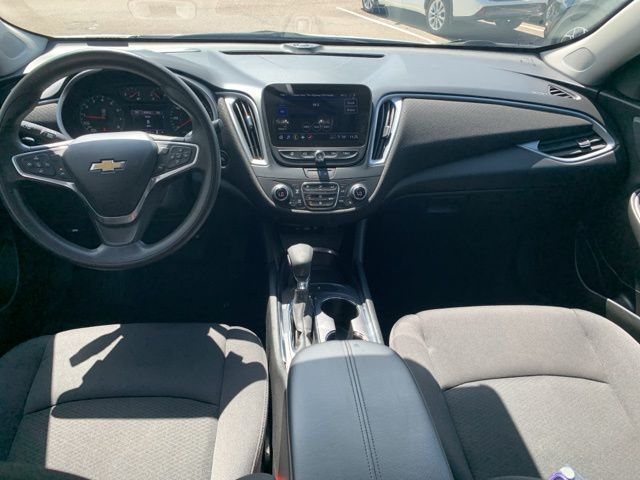 2023 Chevrolet Malibu LT photo