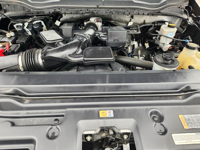 2020 Ford F-250SD Lariat Black at Autostrade