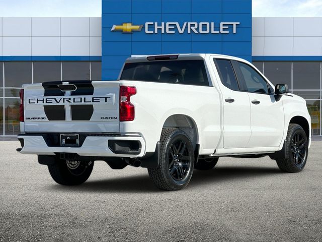 2025 Chevrolet Silverado 1500 Custom 5