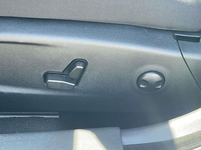 Used 2022 Silver Dodge SXT image 14