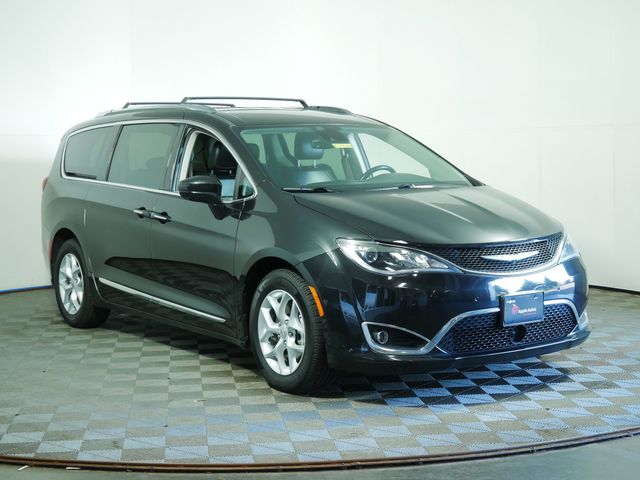 2017 Chrysler Pacifica Touring L Plus FWD