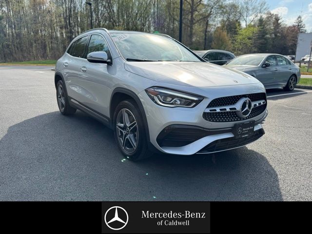 Iridium Silver 2023 Mercedes-Benz GLA 250 4MATIC SUV / Crossover All-Wheel Drive 8-Speed Dual Clutch