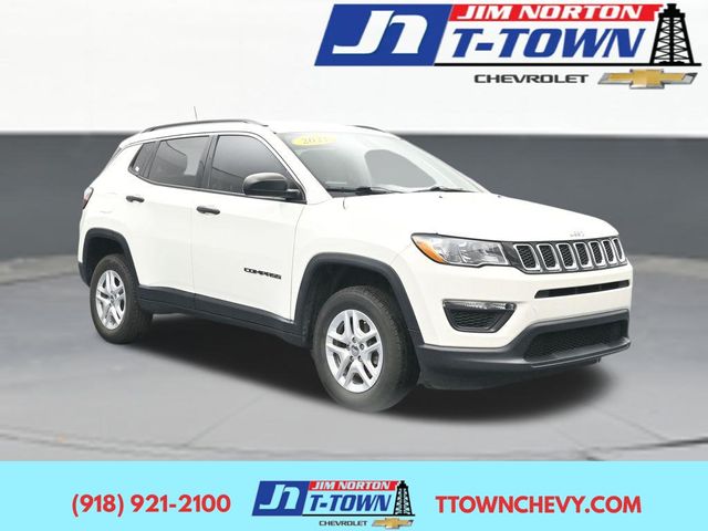 White Clearcoat 2021 Jeep Compass SUV / Crossover Four-Wheel Drive 9-Speed Automatic