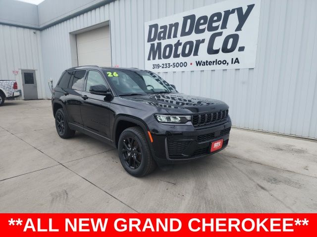 Diamond Black Crystal Pearlcoat 2026 Jeep Grand Cherokee SUV / Crossover Four-Wheel Drive 8-Speed Automatic