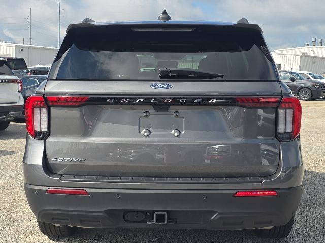 2025 Ford Explorer Active:B02488