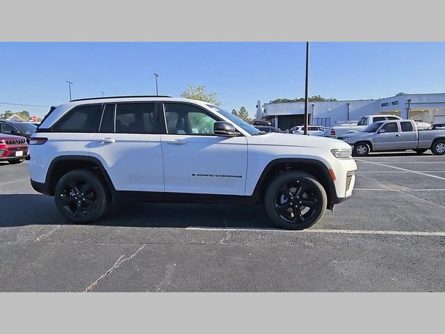 2026 Jeep Grand Cherokee Limited 4x2