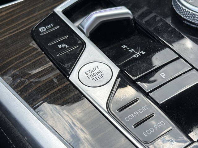 2024 BMW X7 xDrive40i White at Gullo Toyota
