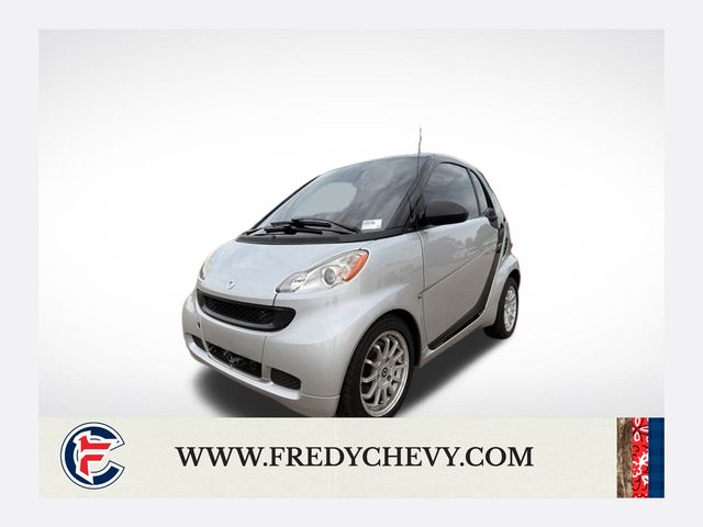 Silver 2011 smart fortwo Hatchback Rear-Wheel Drive 5-Speed Automatic