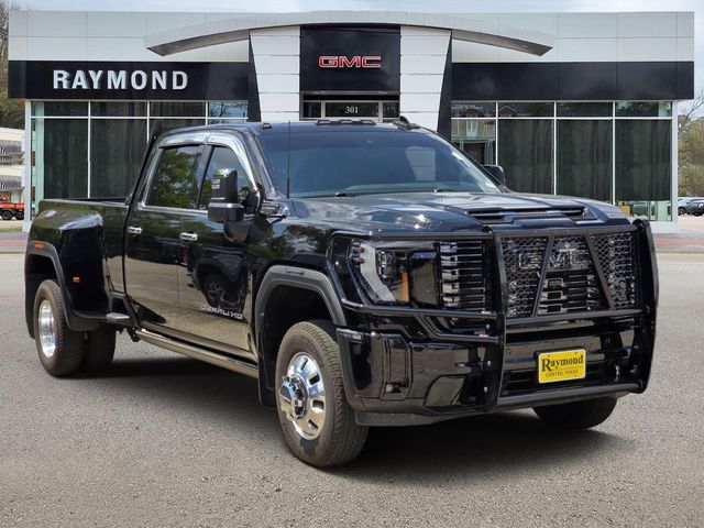 2026 GMC Sierra 3500HD Denali Ultimate Crew Cab 4WD