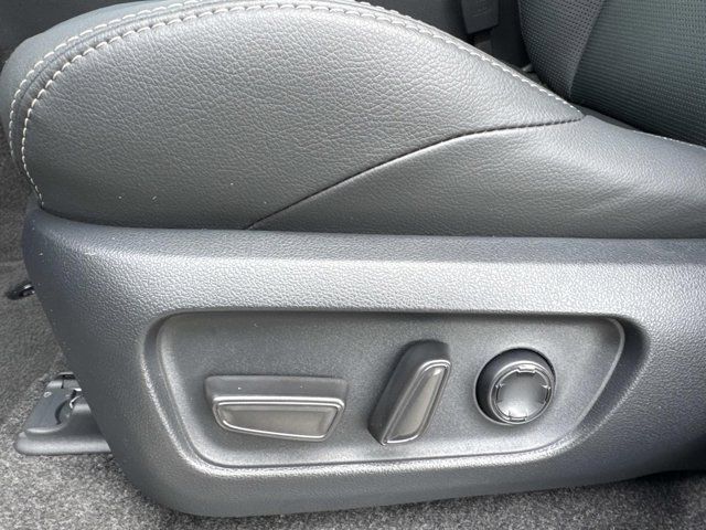 2025 Toyota 4Runner Limited - Photo 11