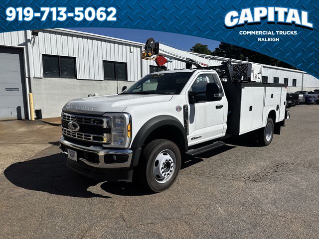 2024 Ford F-550 Super Duty Chassis Cab XL's photo