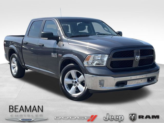 2015 RAM 1500 Outdoorsman Crew Cab RWD