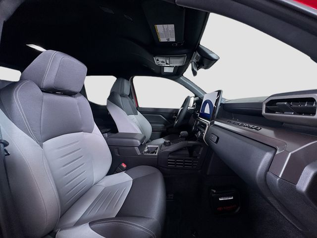2025 Toyota Tacoma TRD Sport - Photo 32