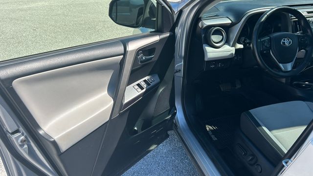 Used 2018 Toyota RAV4 SUV
