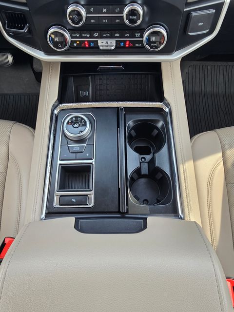 2023 Ford Expedition XLT:167703A