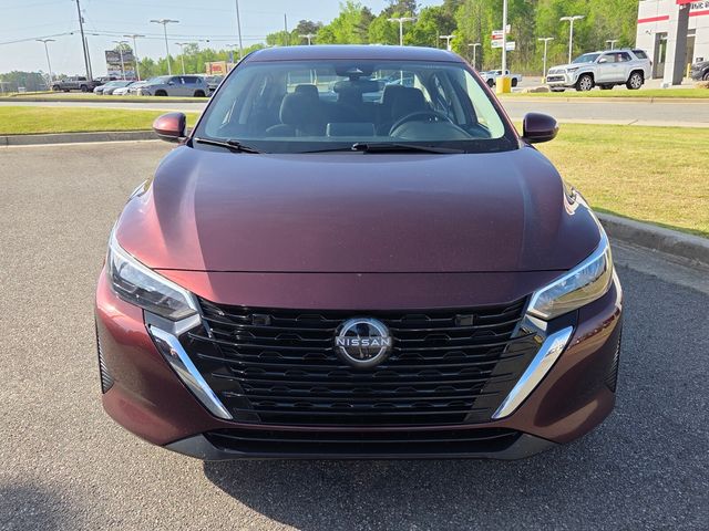 Used 2024  Nissan SV image 2