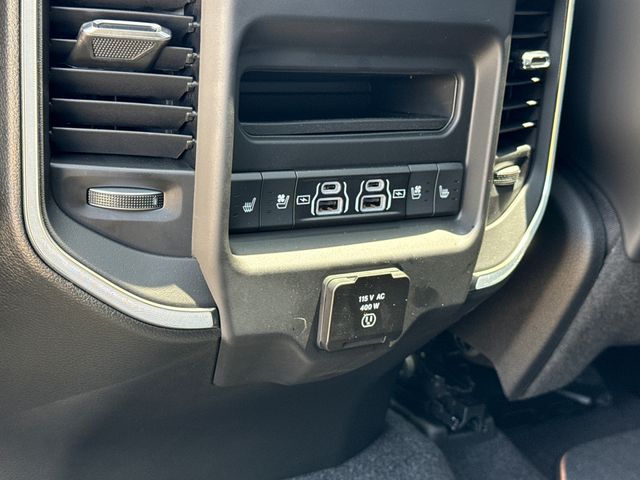 2026 RAM 1500 Tungsten - Photo 19