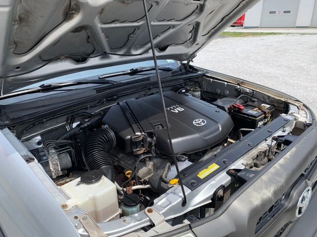 Used 2011 Toyota Tacoma Truck