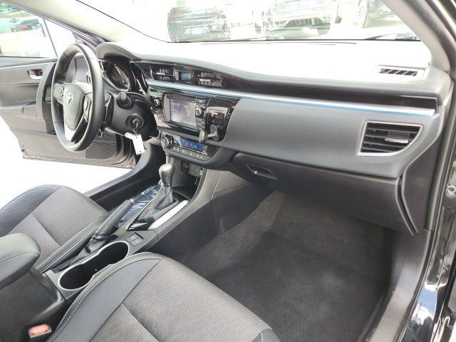 2016 Toyota Corolla S Plus 23