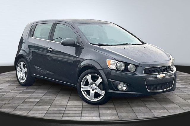  2014 Chevrolet Sonic LTZ Hatchback FWD   