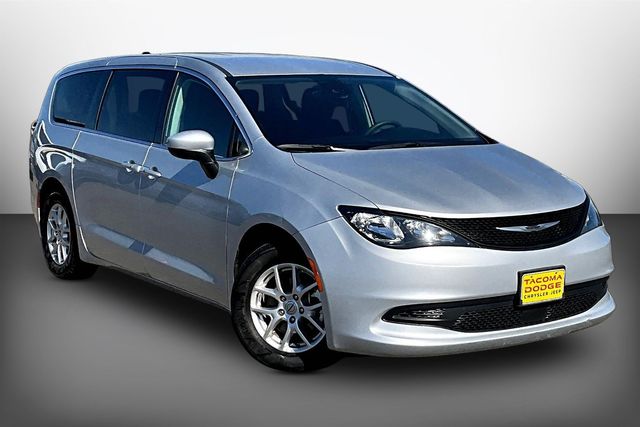 Silver Mist Clearcoat 2023 Chrysler Voyager LX FWD Minivan Front-Wheel Drive 9-Speed Automatic