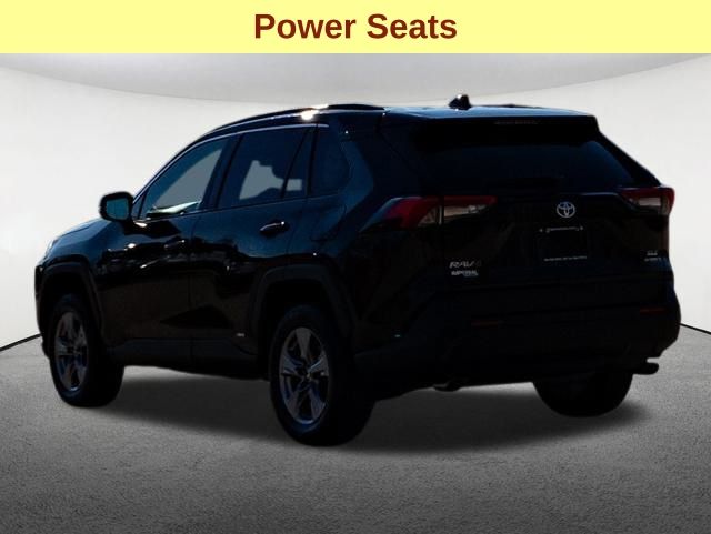 2024 Toyota RAV4 Hybrid XLE 9