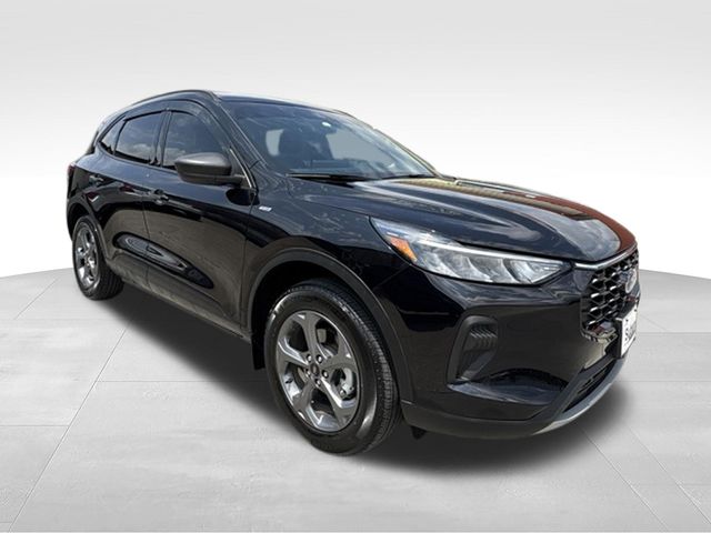 Black Metallic 2025 Ford Escape SUV / Crossover All-Wheel Drive 8-Speed Automatic