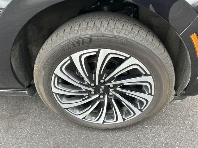 Certified Used 2025 Black Lincoln Black Label image 21