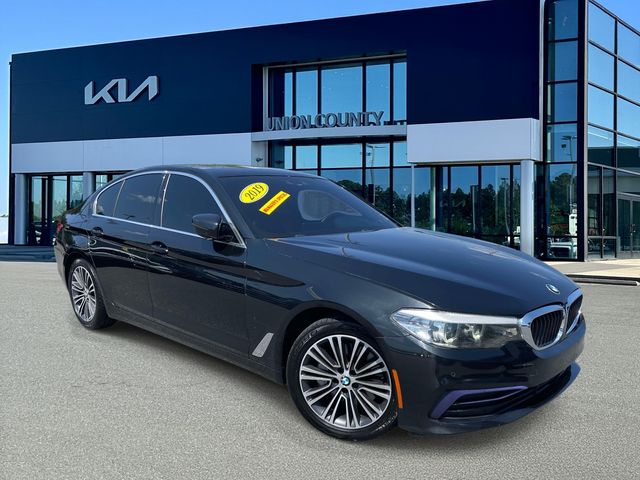 Black Sapphire Metallic 2019 BMW 5 Series Sedan All-Wheel Drive 8-Speed Automatic