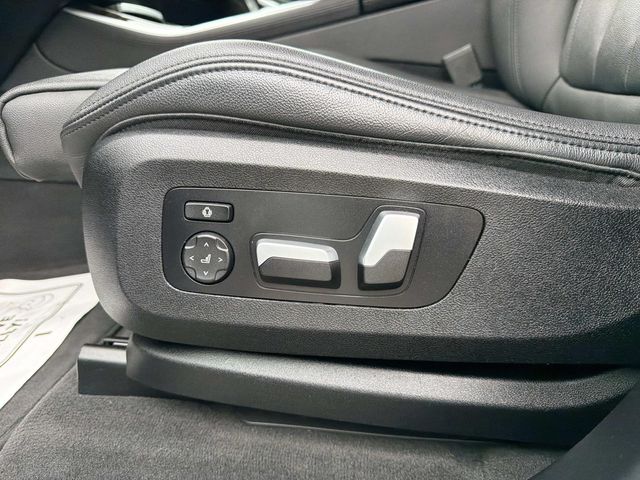 2022 BMW X5 - Image 25