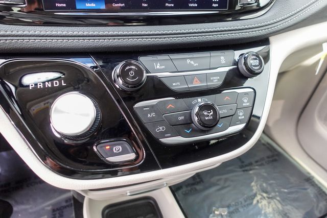 used 2024 Chrysler Pacifica Hybrid car, priced at $26,797