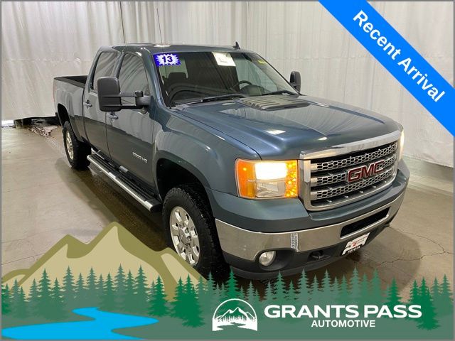 Stealth Gray Metallic 2013 GMC Sierra 2500HD SLT Crew Cab SB 4WD Pickup Truck Four-Wheel Drive 6-Speed Automatic